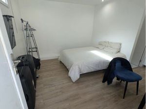 Studio 20m2 bas Montreuil