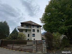 Garage + place de parking chambery