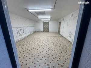Location local de stockage de 42m2