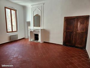 Appartement rue piétonne