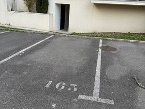 Parking extérieur sécurisé