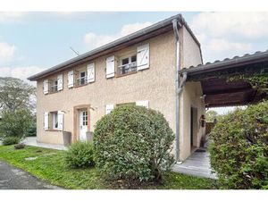 Belle longère de 1997 de 123 m² avec carport
