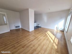 Lannoy: Cour des Grands