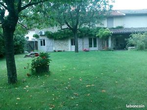 Maison 130 m2 sur grand jardin centre village