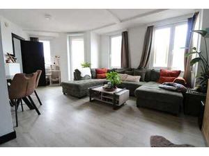 Appartement rénové de 2 chambres à coucher