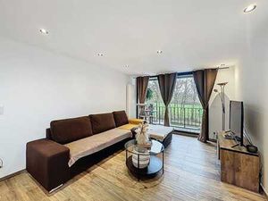 Bel appartement rénové avec agréable situation