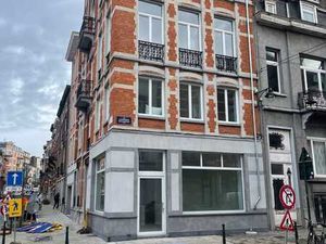 Magnifique commerce/bureau