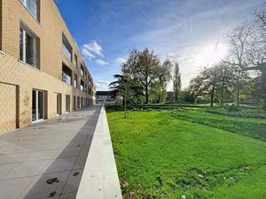 Bien professionnel à vendre à Sint-Gillis-Waas € 2.154.229 (LICAM) | Zimmo