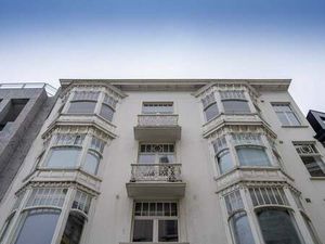 Appartement à louer à Kortrijk € 925 (LICAE) - Dewaele - Kortrijk | Zimmo