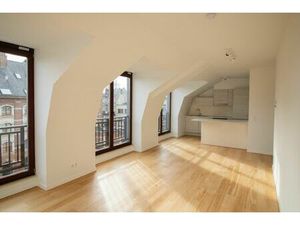 Appartement à louer avec 3 chambres   Saint-Gilles (VBD61591)