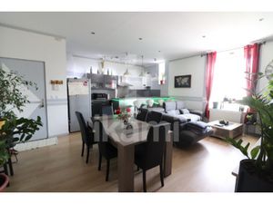 Appartement 3 chambres 93 m2 et garage proche gare