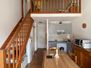 Logement de type 3 + mezzanine en bon état