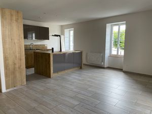 Appartement Saint Romain De Benet 4 pièce(s) 107 m2