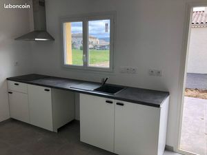 Maison 2 ch à louer à l’année