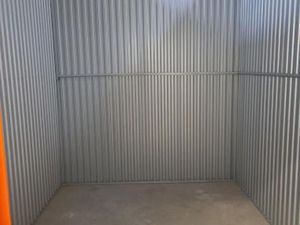 Garage/box 8 m² Chevroux