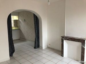 Maison de ville proche de la Zone Pontoile