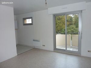 STUDIO dans résid. Calme  centre ABBEVILLE