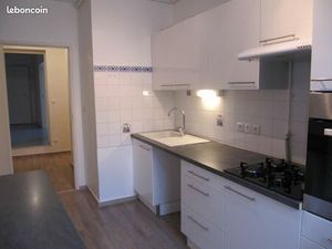 Centre Bar Le Duc tres bel appartement avec emplacement dans garage