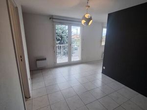 2 pièces 30 m2 avec parking