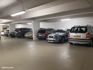 Location 1 à 70 places de parking dans garage béton couvert et sécurisé