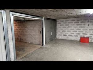 Loue garage Cyrille besset