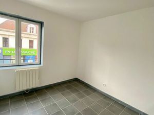 T2 rénové hyper-centre Somain