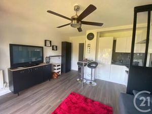 Appartement Studio à louer - 1 pièce - 25 m2 - Six Fours Les Plages - 83 - PROVENCE-ALPES-