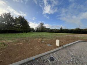 Terrain constructible viabilisé à vendre