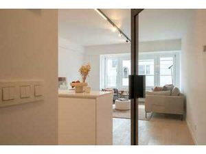 Magnifique appartement rénové de 2 chambres au cœur de Knok