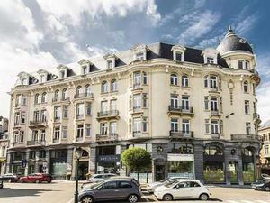 Montgomery : magnifique penthouse 4 chambres