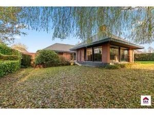Bungalow d’architecte dans cadre vert à Asse