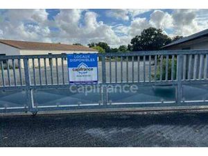 Vente Immeuble à Saintes (17100) : à vendre / Saintes