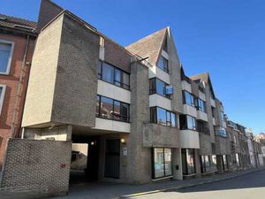 Beau studio de 42m² en plein centre