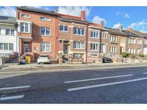 Ravissante maison de ville.