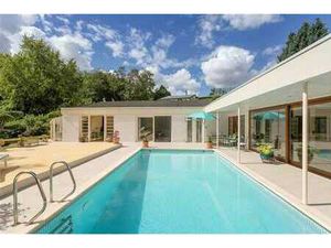 Villa idyllique dans le quartier prisé de la Motte !