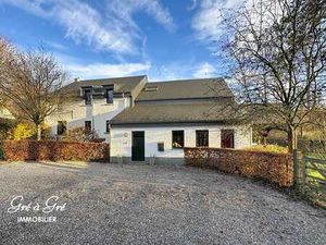 Authentique demeure rénovée avec dépendances sur 31 ares S-O