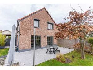 Magnifique maison de 2020 au coeur de Waterloo !