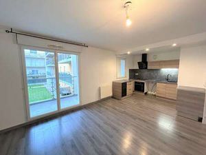 Location Appartement 3 pièces à Allonnes (72700) : à louer 3 pièces / 62m² Allonnes