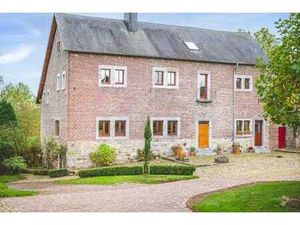 Ferme restaurée avec authenticité dans un cadre préservé