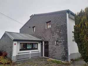 Charmante maison 4 chambres avec jardin - centre de Bastogne