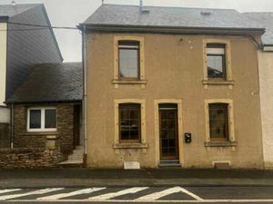 MAISON MITOYENNE AVEC GARAGE.