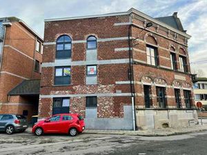 Bel appartement 2 chambres avec cave et emplacement parking