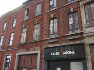 2 MAISONS DE COMMERCE A VENDRE