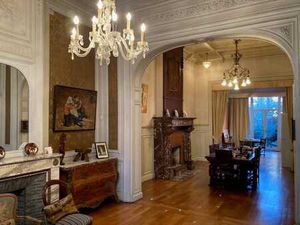 Maison de Maître tout usages  jardin et poss 2 gar  511m²