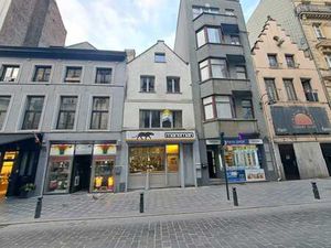 Maison avec REZ Commercial