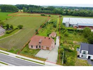 Villa BEN récente avec 17000m2 de prairie