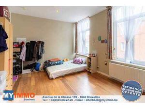 Quartier Européen - Superbe studio remis à neuf