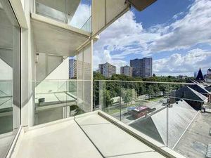 Canal - Appartement 2 chambres à louer avec parking