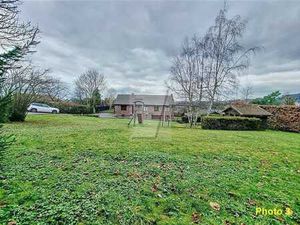 Très beau TERRAIN (bien aménagé) dans un quartier résidentie