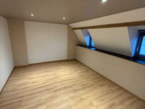 Apparemment duplex tout neuf